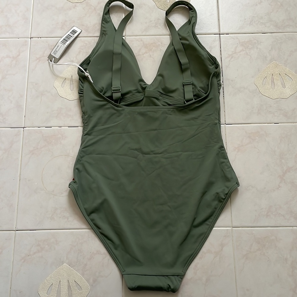 Everlane Green One Piece Swimwear Timeless Design - Picture 4 of 9
